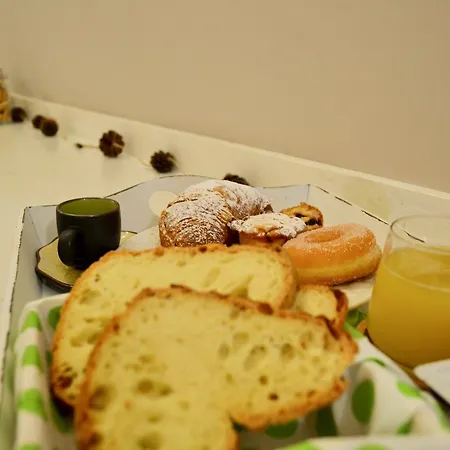 Alojamento de Acomodação e Pequeno-almoço Myricae Matera